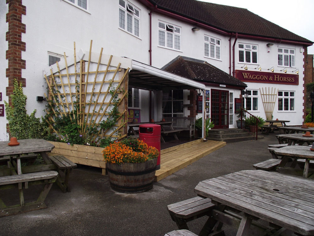 เดอะวักกอน แอนด์ ฮอซ Hotel Great Yeldham ภายนอก รูปภาพ